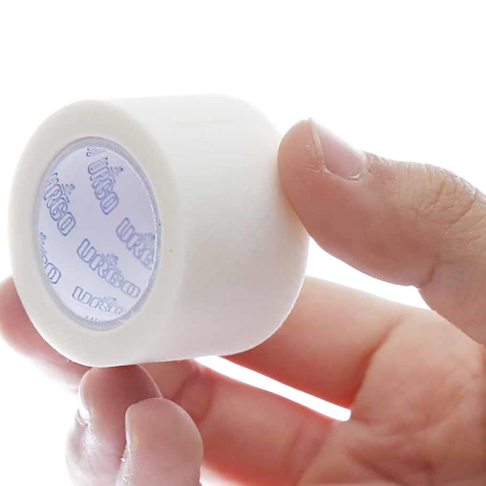 Hình thu nhỏ: https://www.medimall.vn/product-page/b%C4%83ng-keo-urgopore-cho-da-nh%E1%BA%A1y-c%E1%BA%A3m-2-5cm-x-5m-ch%C3%ADnh-h%C3%A3ng