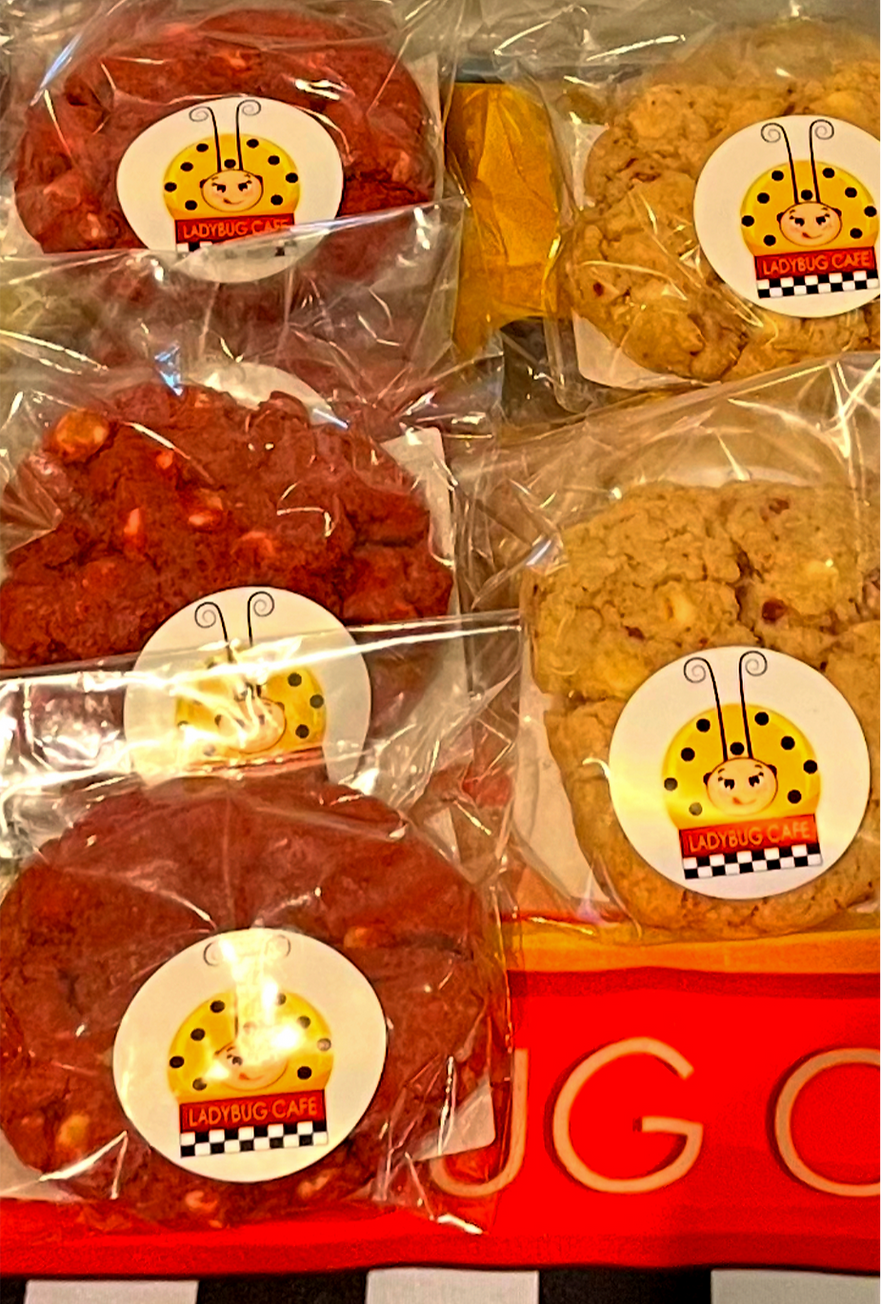 Dozen of New York Style Jumbo cookies_ed