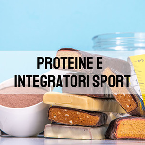 proteine integratori sportivi recupero muscolare preparazione sportiva maltodestrine polvere proteine aminoacidi bevande energetiche dieta proteica keto