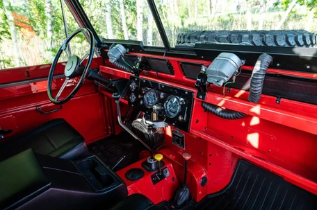 1962_land_rover_88_series_iia_4x4_1621444094f52ae3f2a_071_web-scaled.webp