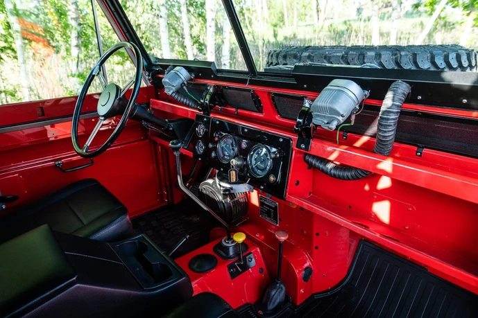 1962_land_rover_88_series_iia_4x4_1621444094f52ae3f2a_071_web-scaled.webp