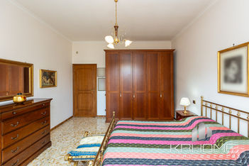 Camera da letto matrimoniale in appartamento in vendita a Roma Gianicolense