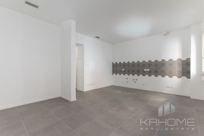Appartamento disponibile in locazione San Giovanni Roma
