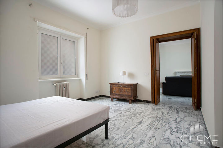 Camera matrimoniale silenziosa appartamento in affitto zona Parioli Roma vicino università LUISS