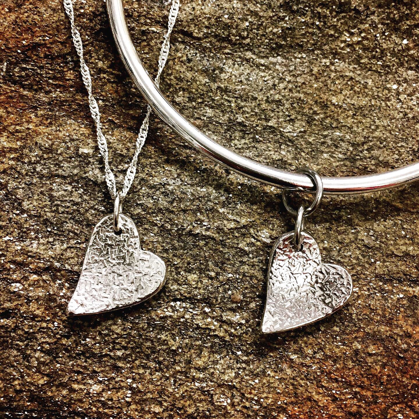 Small textured heart Pendant