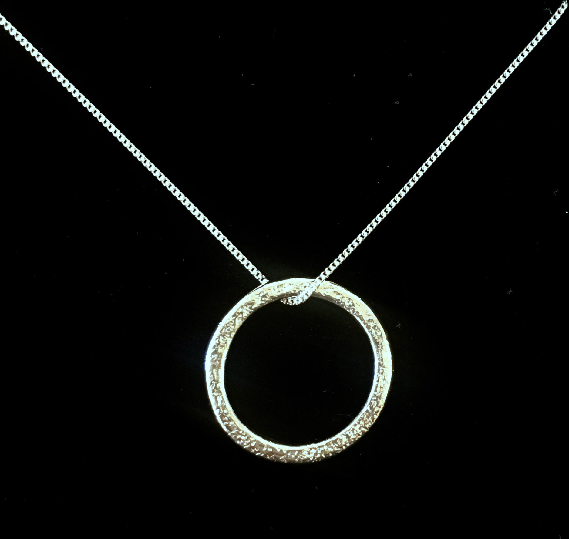 Peerie (small) Circle Pendant