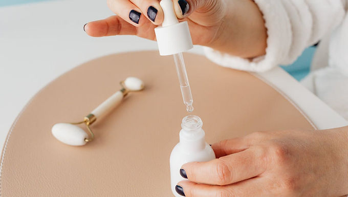 How Does Cannabis Face Serum Compare To Traditional Serums?