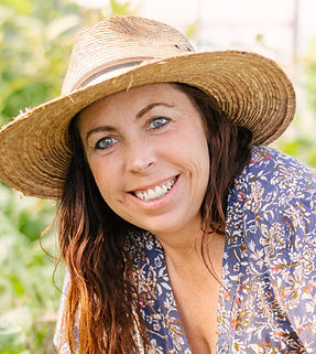 3665DAMORE_Soverienty250413 (1)_edited_edited_edited_edited.jpg