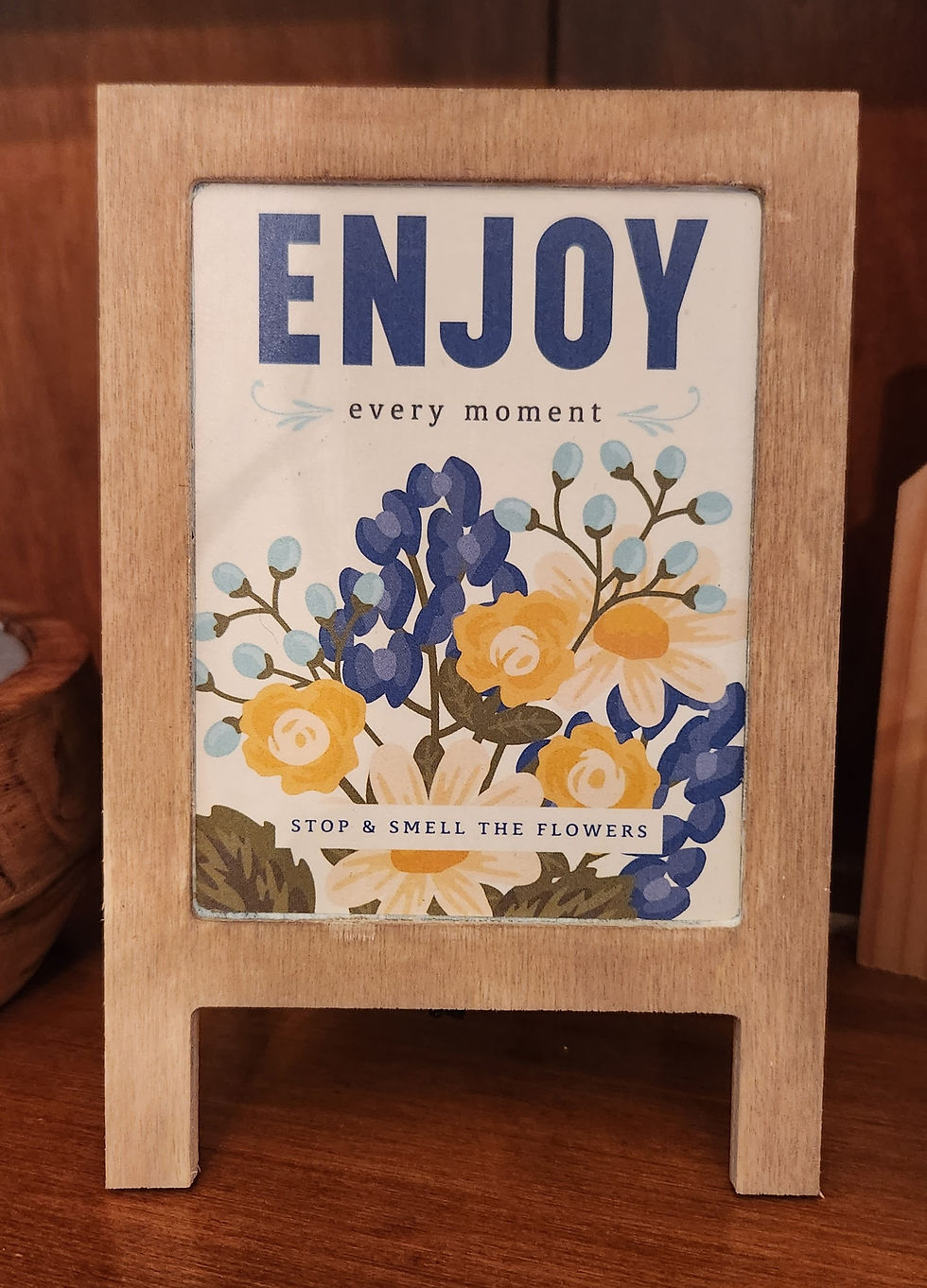 Thumbnail: Easel Shelf Sitter