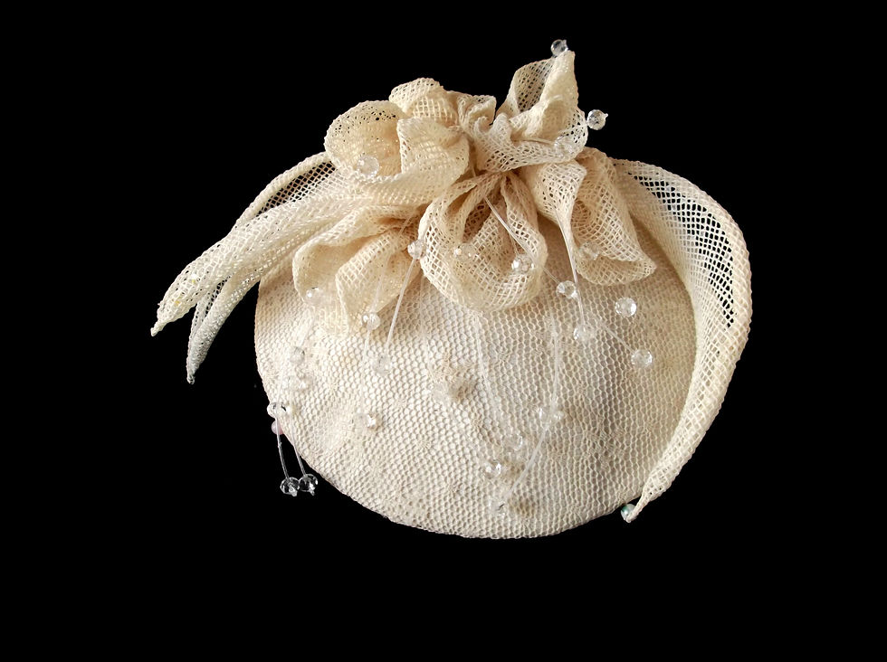 Miniatura: Casquete Lucy