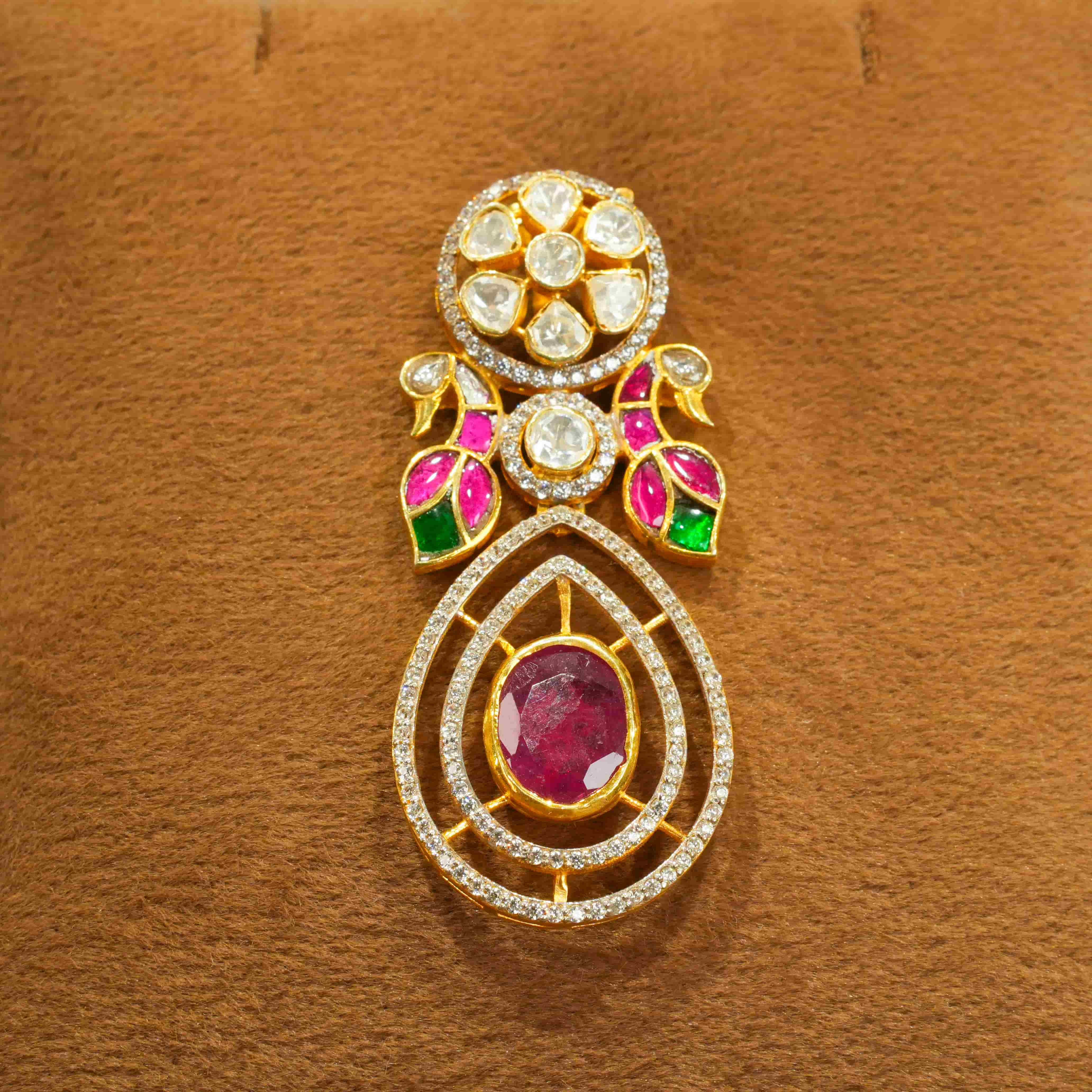 MOISSANITE PENDANT