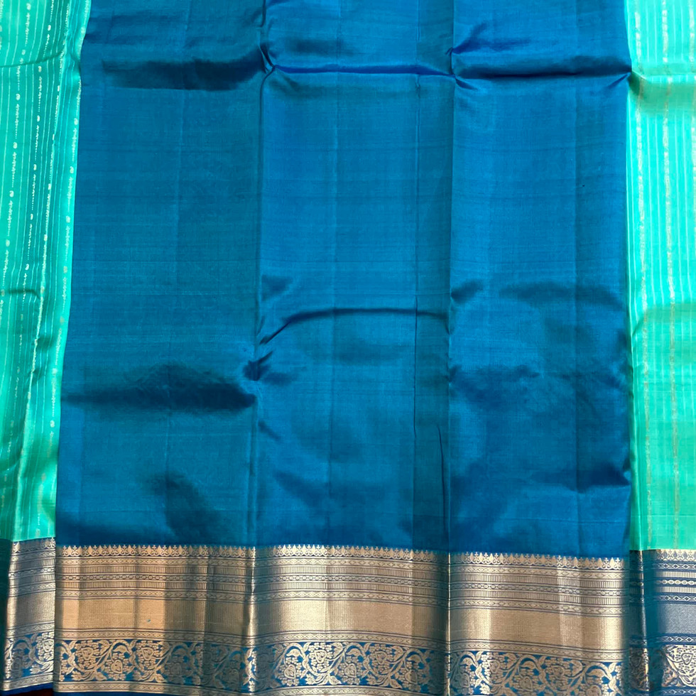 Pure Handloom Kanchi Pattu Green Saree With Stripes Design / kanjivaram saree / Handloom saree