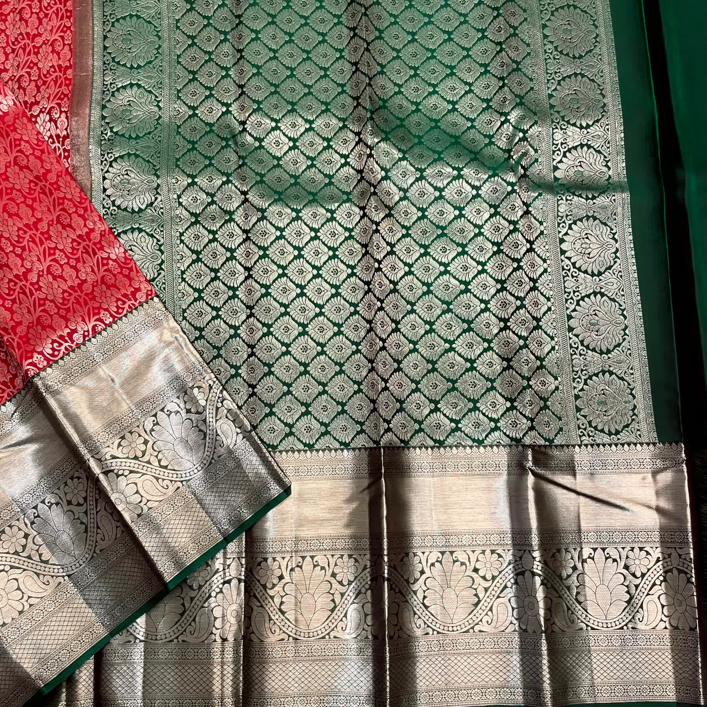 Pure Kanchi Pattu Brocade Red Saree  / kanjivaram saree / Bridal saree