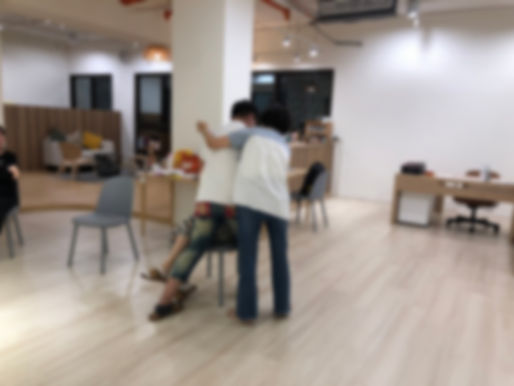 20221123排列故事--複製與反複製在家庭中總是一再上演,父母只要傳承愛,對孩子來說就很足夠了!