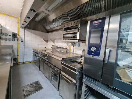 CAVIAR - MAIN COOKING LINE
