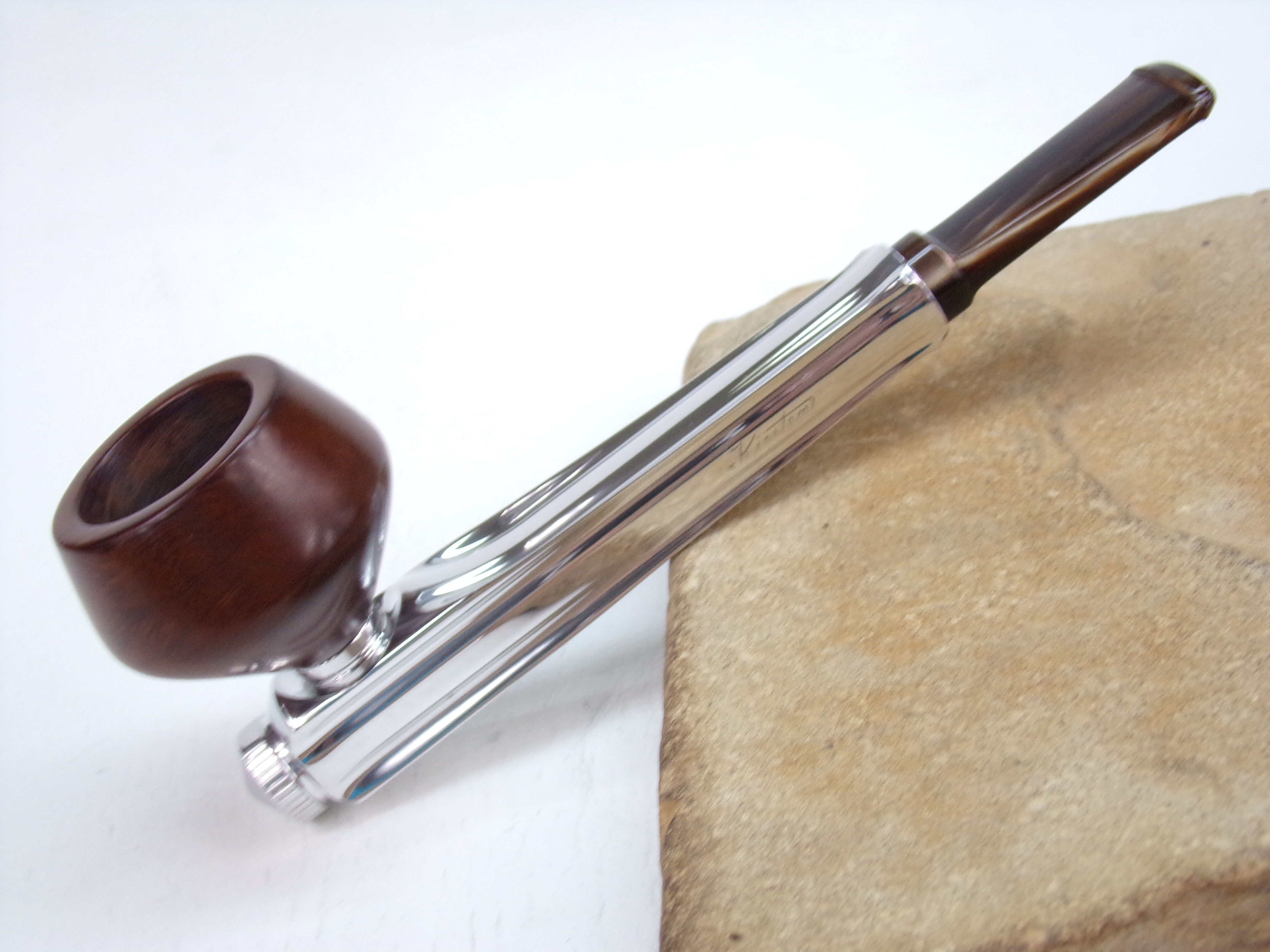KIRSTEN "M" ESTATE PIPE NICE KIRSTEN BOWL, NEW LUCITE BIT & NEW ENDVALVE