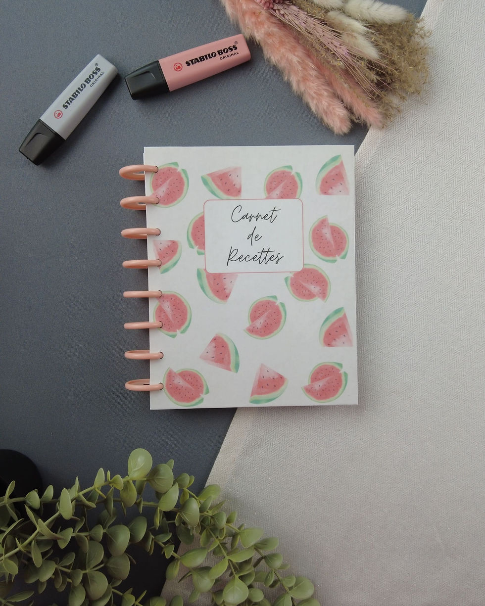 Carnet de recettes A5 rechargeable, personnalisable et fait main en belgique. organisez vos plats, batch cooking et recettes 