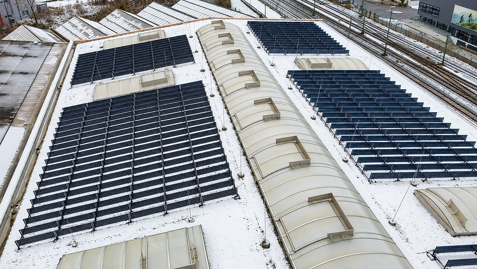 Wie hoch der tatsächliche Winterertrag einer PV-Anlage ist, hängt jedoch immer vom Standort, der Ausrichtung, Verschattung und den lokalen Wetterbedingungen ab.