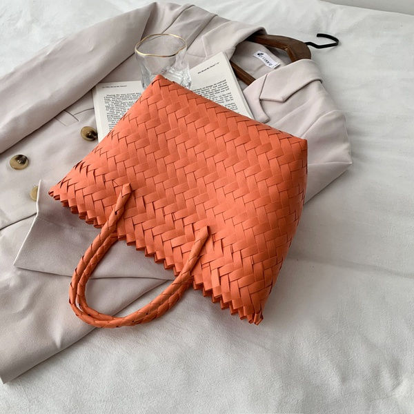 Thumbnail: Retro Chic Woven Tote
