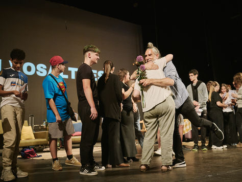Representació final d'ESCENA REBEL al Teatre Casal