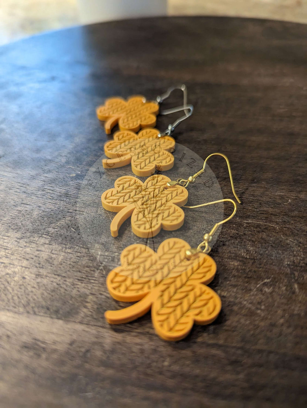 Thumbnail: Sweater Knit Clover Dangle Earrings