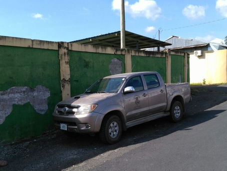 Capturan vehículo y embargan propiedades a Municipalidad