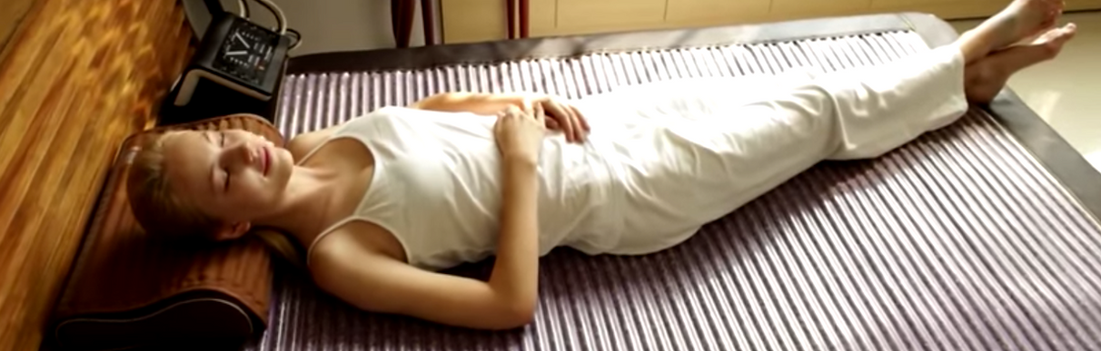 You can sleep on the BioMat all night long. Best to use on the lowest temp as this has a positive relaxing effect on the nervous system so you can have a quality restful sleep. BioMat therapy all night long.