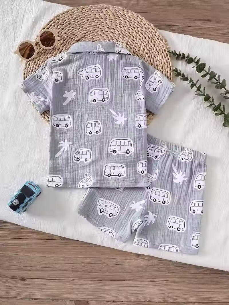 Miniatura: Conjunto para Bebé Niño de Algodón – Camisa Gris y Short con Diseño de Autobús