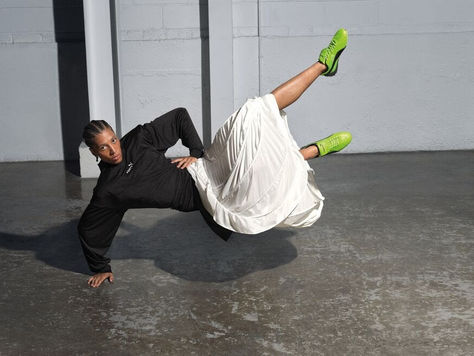 A HERANÇA DO FUTEBOL, DO JEITO DE RIHANNA FENTY X PUMA ESTÁ DE VOLTA