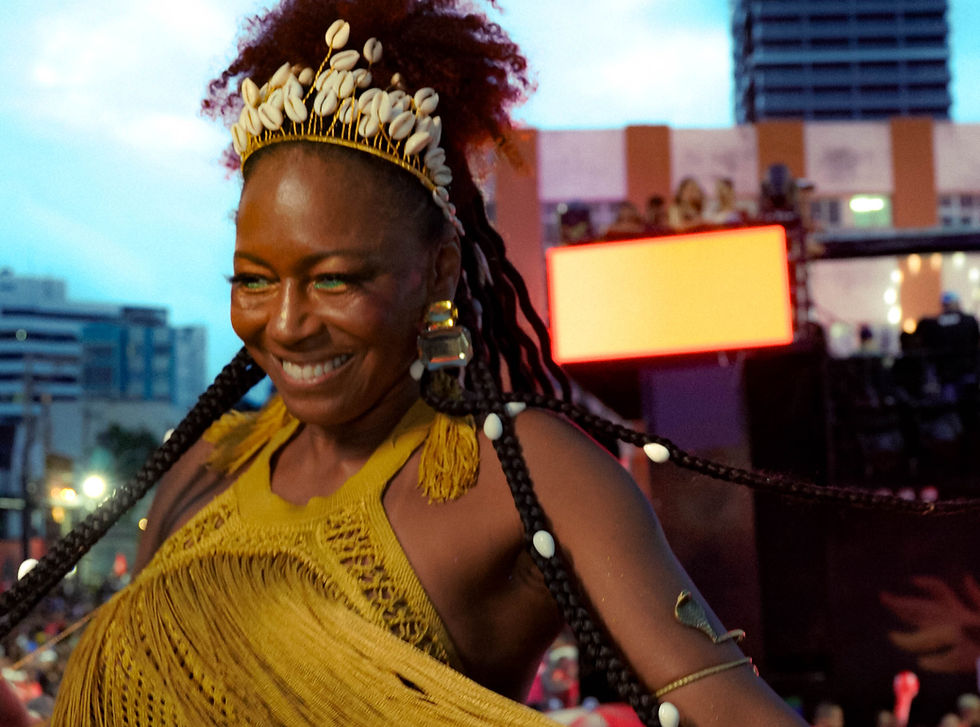 DO GLITTER AO SKINCARE: COMO AS FAMOSAS ESTÃO TRATANDO A PELE APÓS O CARNAVAL