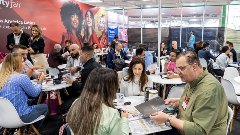 Rodada de Negócios da Beauty Fair 2025. (Créditos: @comodo)