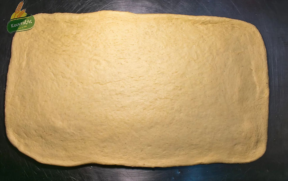 Σουηδικά Kanelbullαr και Kanellängd (Ρολάκια Κανέλας)