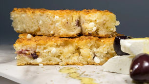 Πατσαβουροπιτα αλμυρή με αποξηραμένα φύλλα