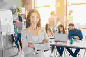 mujer promoción interna
