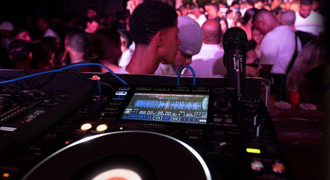 Club Maroca Punta Cana - unforgettable cave party