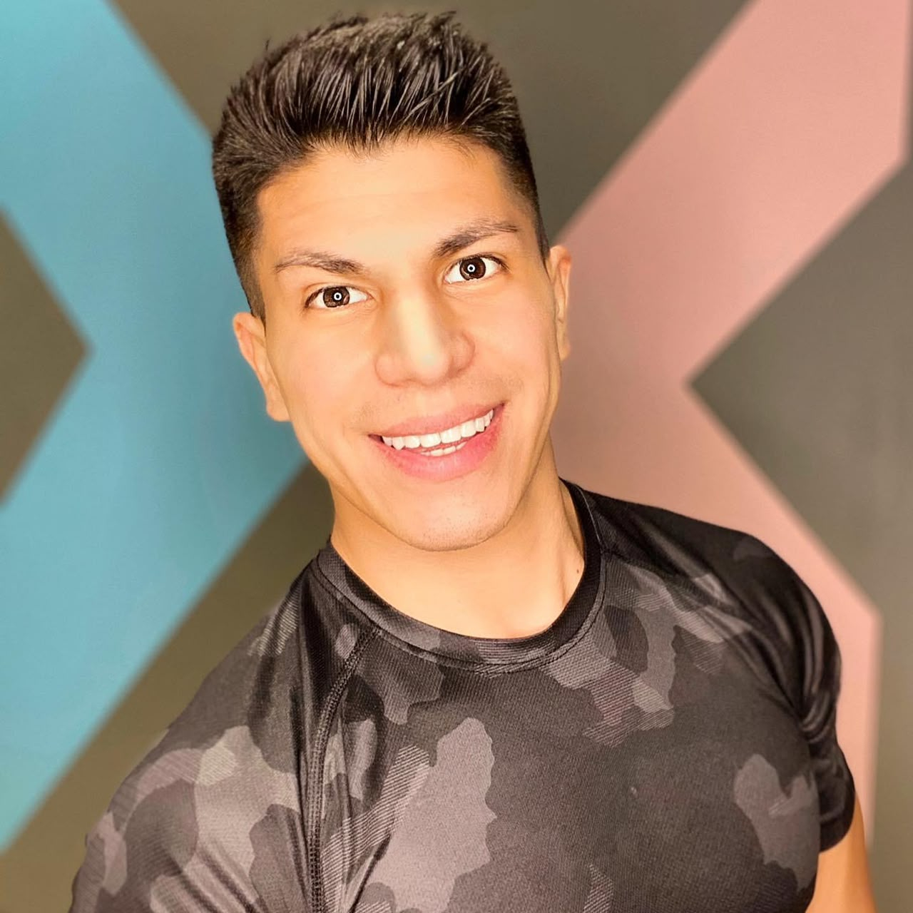 Writer: Gus Maximiliano