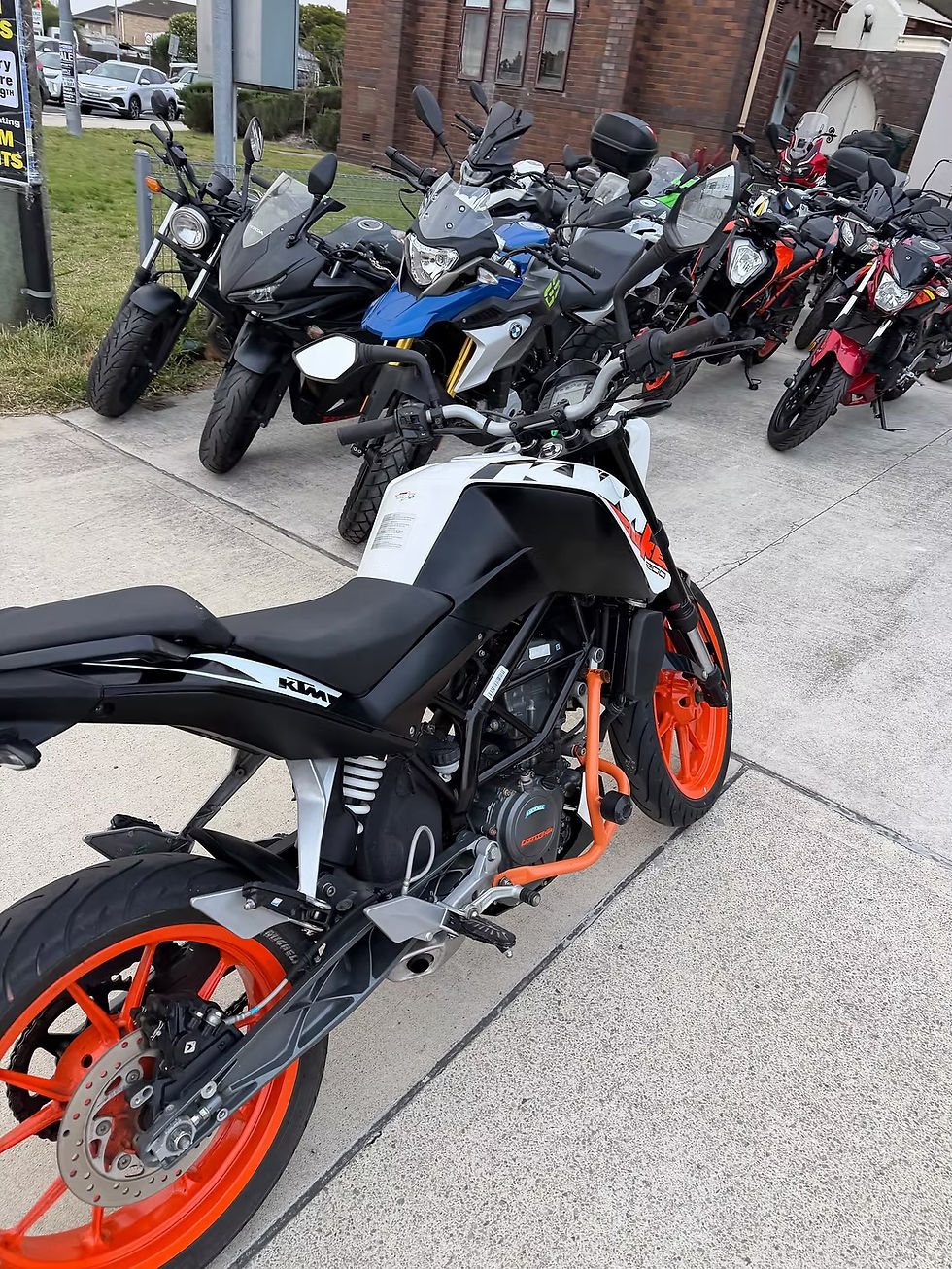Thumbnail: KTM DUKE 200
