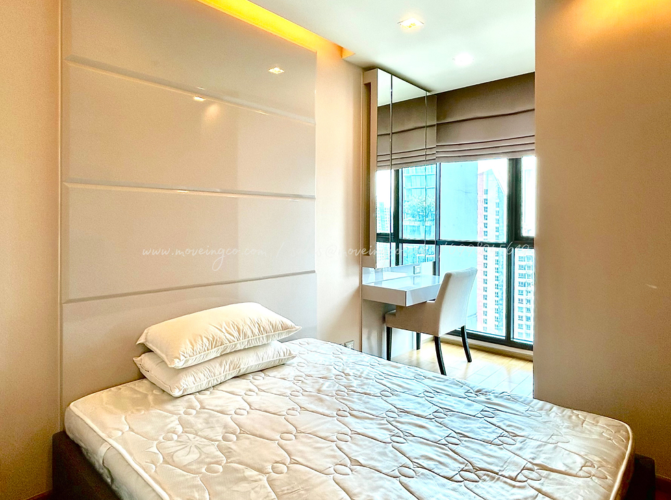 luxury-condominiums-in-sathorn-bangkok-real-estate-agent.jpg 8.png