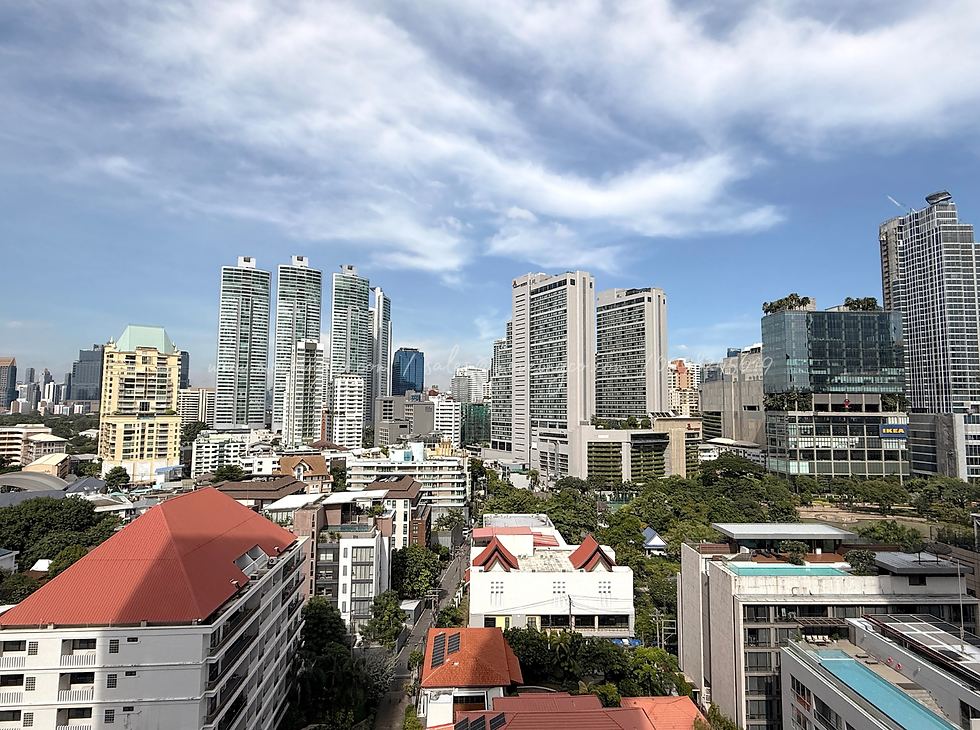 luxury-condominiums-bangkok-real-estate-agent.jpg 3.png