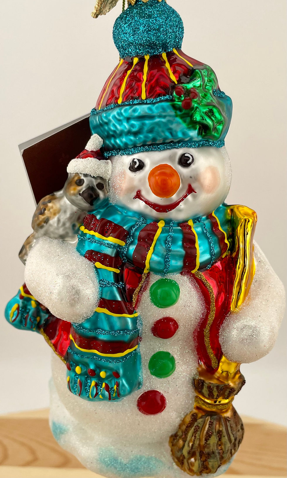 Thumbnail: Huras Family Friendly Snowman with a little Pal