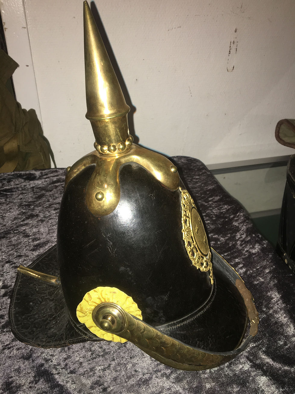 Miniatyrbild: Sv kask m/1845 för underofficer