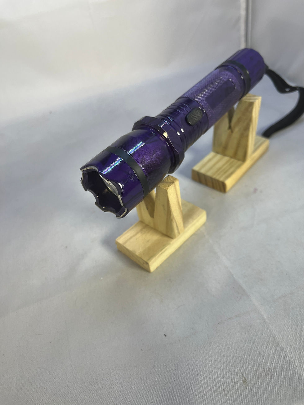 Thumbnail: Standard 1101 Flashlight Stun