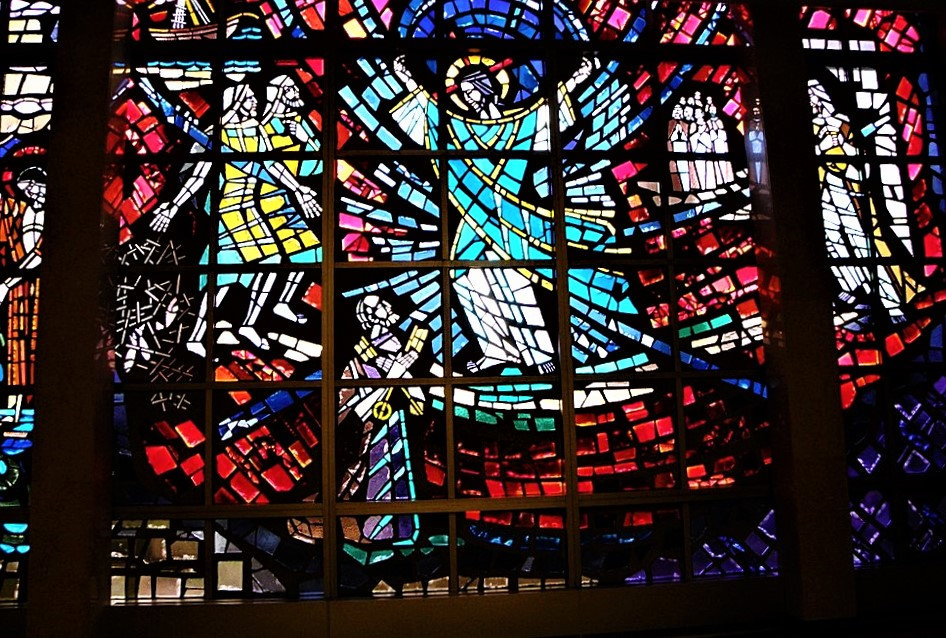 Top 10 Stained Glass Windows Around The World