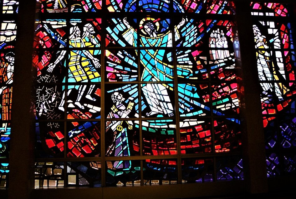 Top 10 Stained Glass Windows Around The World