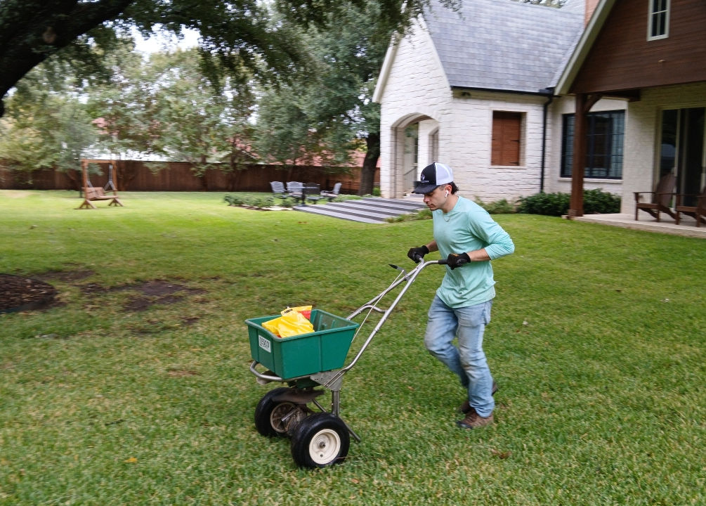 Marshall Grain expert applying fertilizer