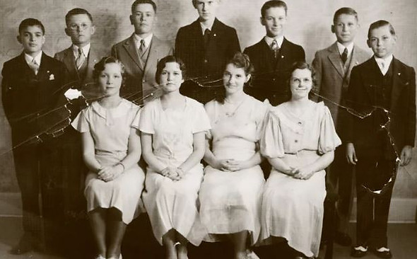 1933.JPG