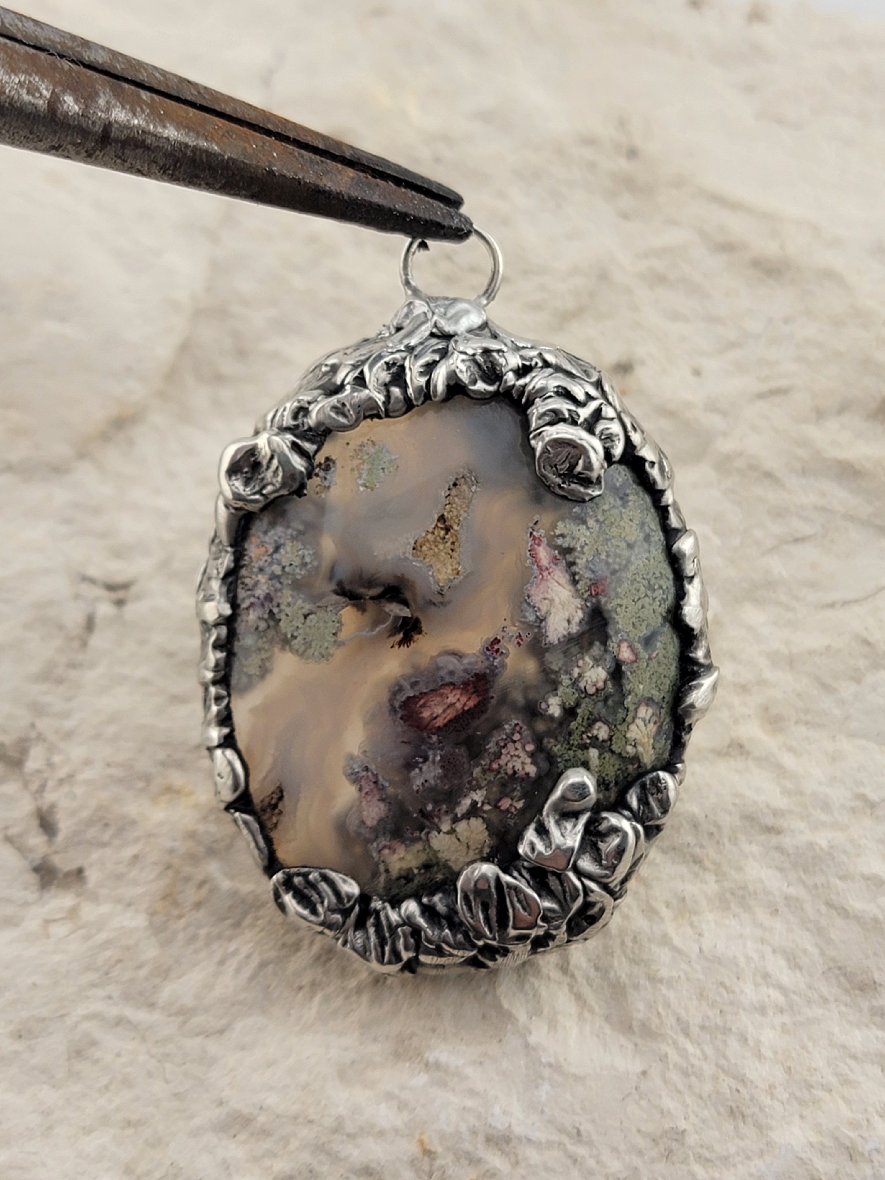 N-528 MOSS AGATE