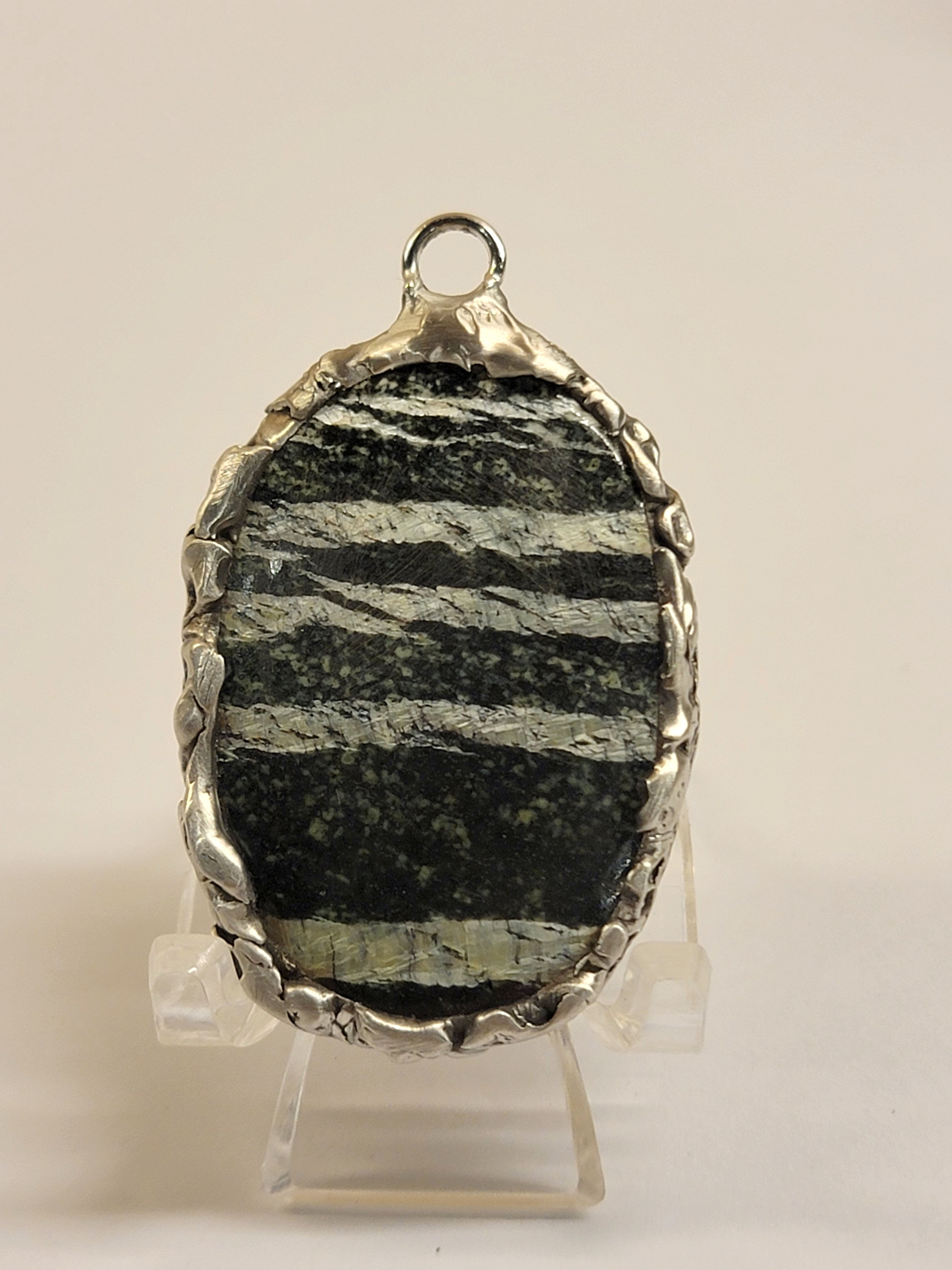 N-396 CHRYSOLITE