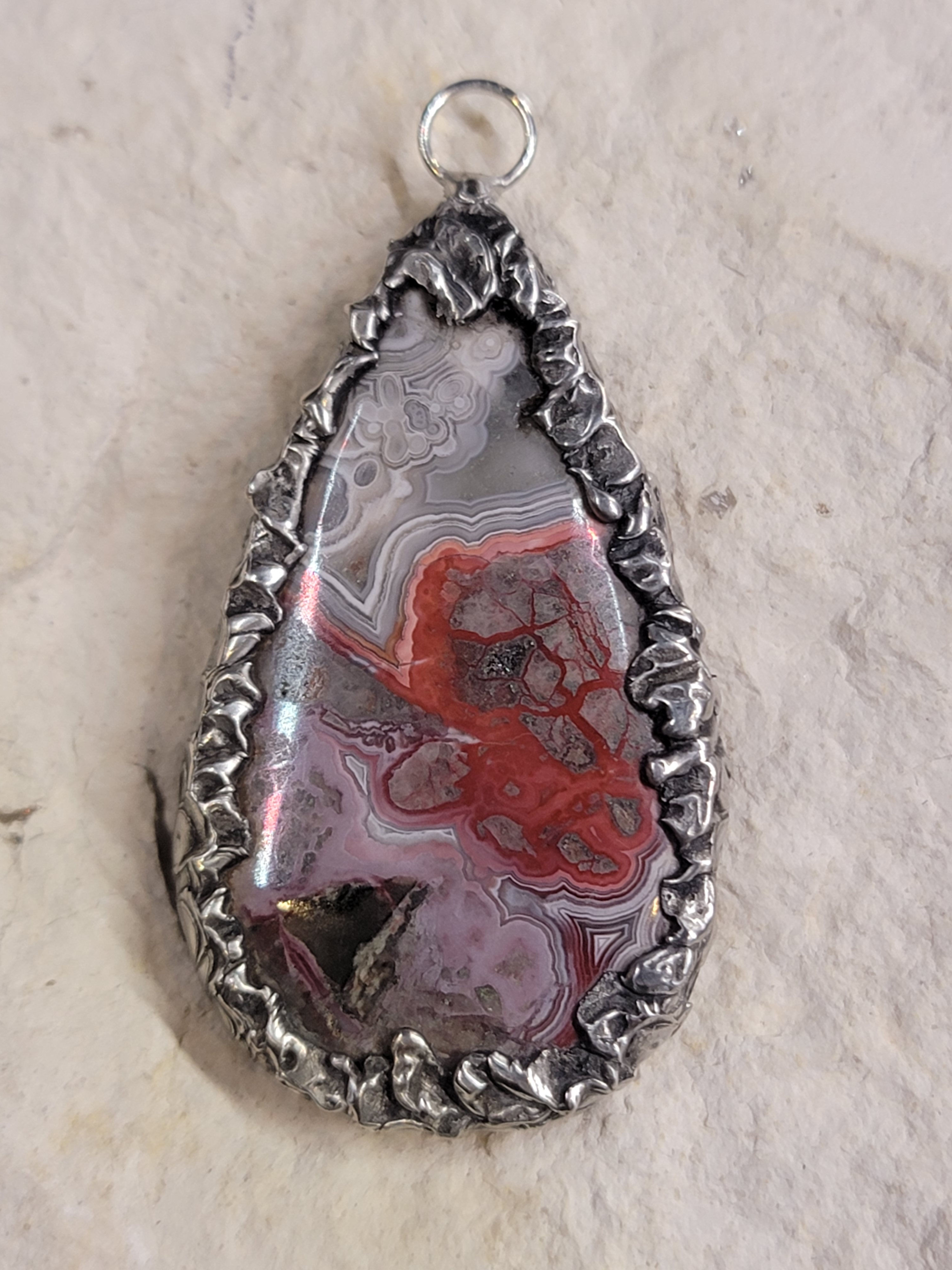 N-512  LACEY AGATE