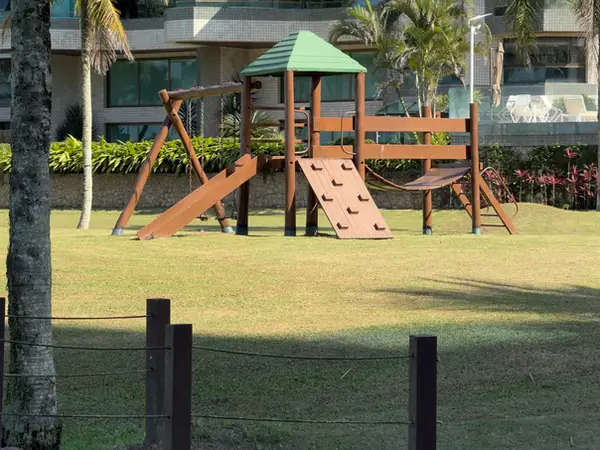 Jardim compartilhado (PI) do Módulo 06 da Riviera de São Lourenço, usado pelo Edifício Itaperubá